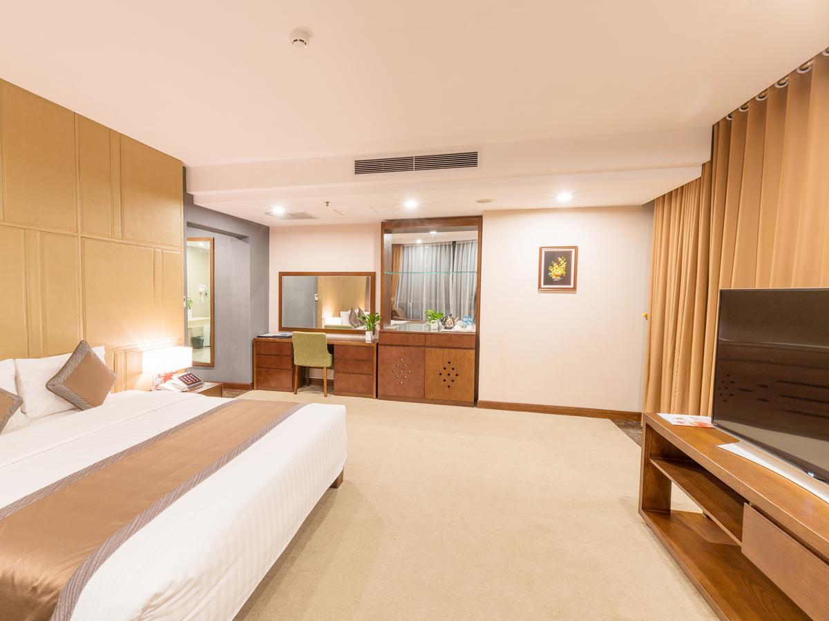 Bien Bac Hotel Mong Cai Buitenkant foto